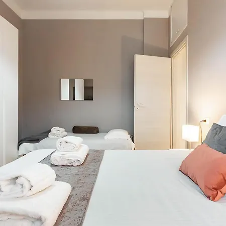 Apartment Duomo 10 Minuti Family House 5 Pax Balcone Wifi