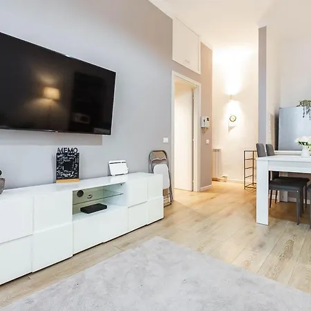 Duomo 10 Minuti Family House 5 Pax Balcone Wifi Milan
